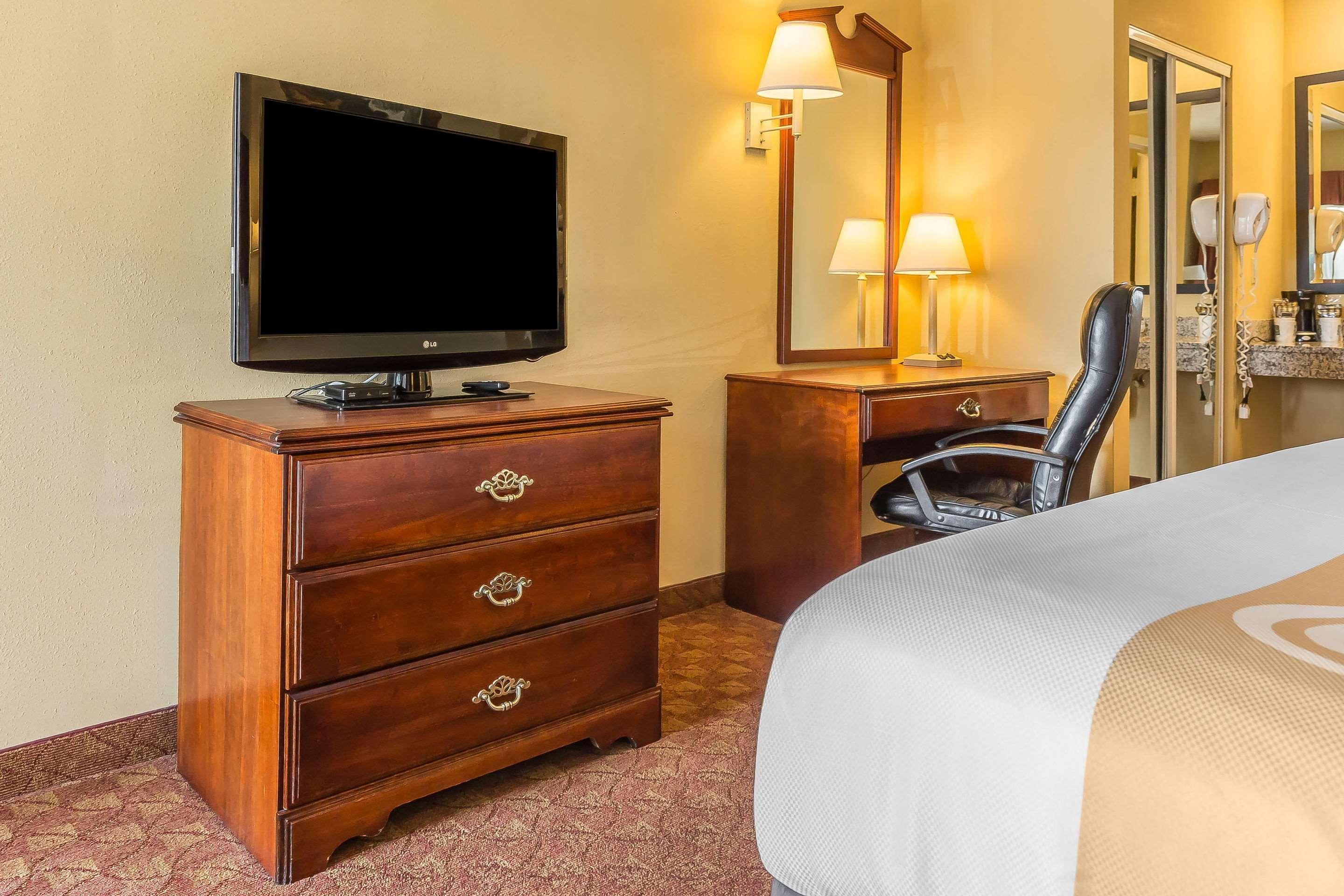 Quality Inn Calera Ngoại thất bức ảnh